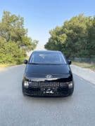 Used Hyundai Staria 2023