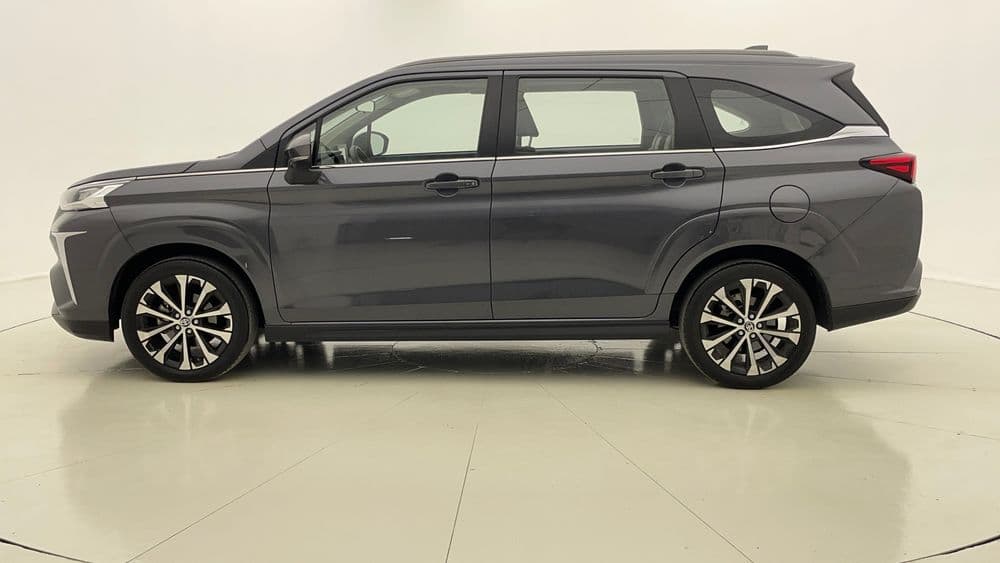 Used Toyota Veloz 2024