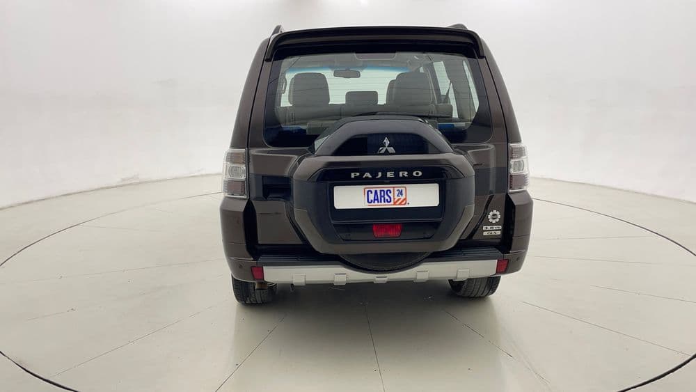 Used Mitsubishi Pajero 2017