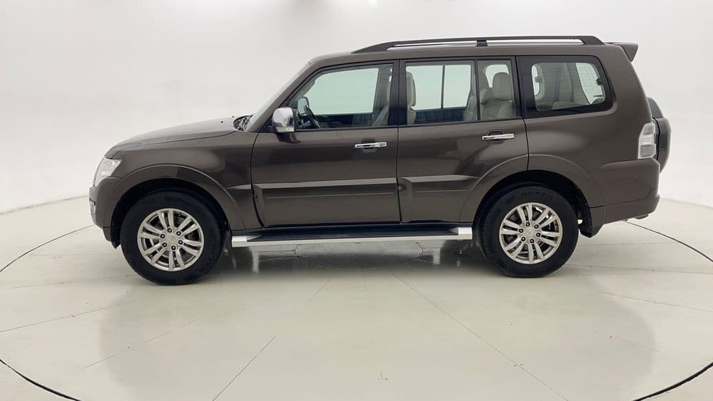 Used Mitsubishi Pajero 2017
