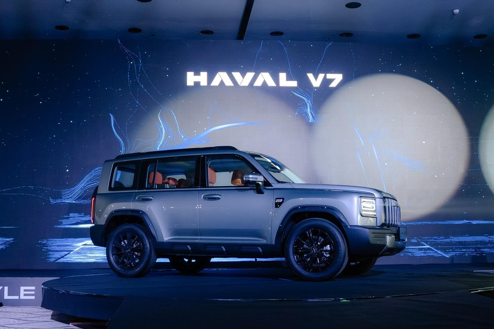 هافال في 7 الجديدة: سيارة SUV متوسطة الحجم بتقنيات متطورة ومواصفات تناسب جميع أنماط الحياة في الإمارات هافال في 7 الجديدة: سيارة SUV متوسطة الحجم بتقنيات متطورة ومواصفات تناسب جميع أنماط الحياة في الإمارات