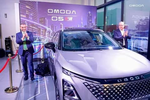 OMODA O5 HEV Officially Launches in UAE With Up to 1,000km Range OMODA O5 HEV Officially Launches in UAE With Up to 1,000km Range