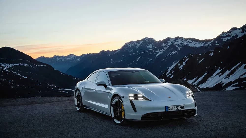 Porsche Taycan 2025 Base
