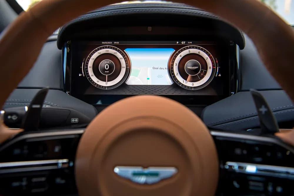 DB12