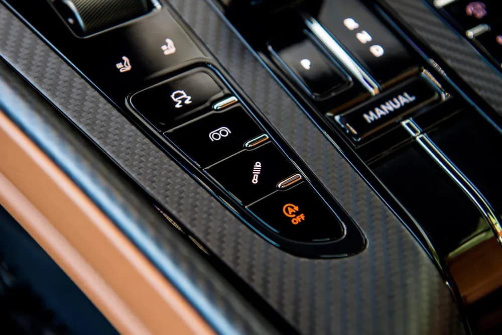 DB12