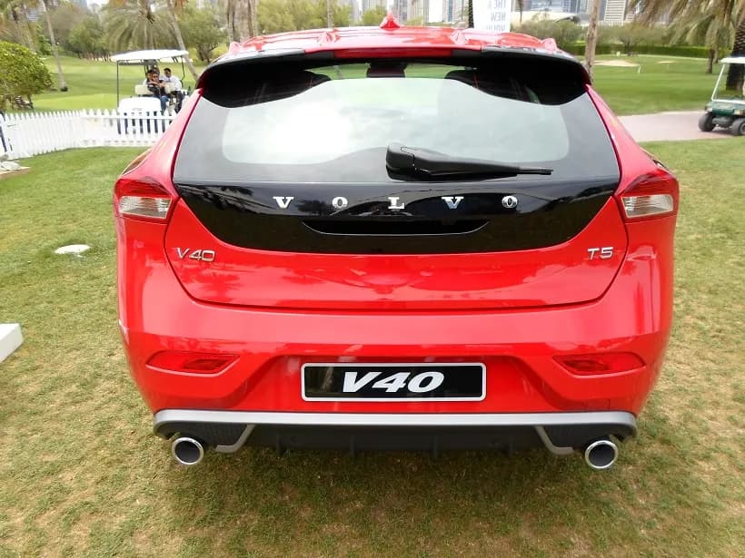 V40