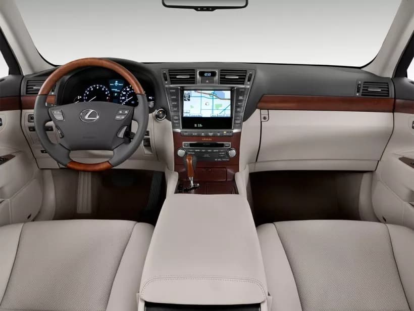 LS 460