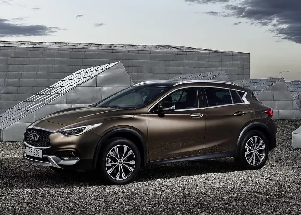 QX30