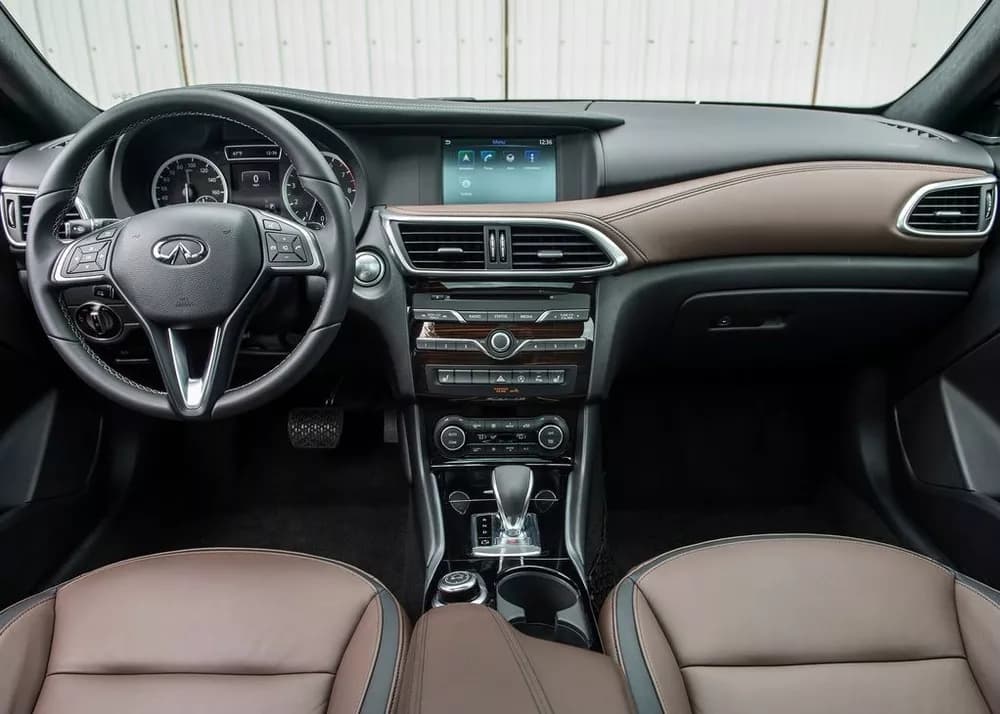 QX30