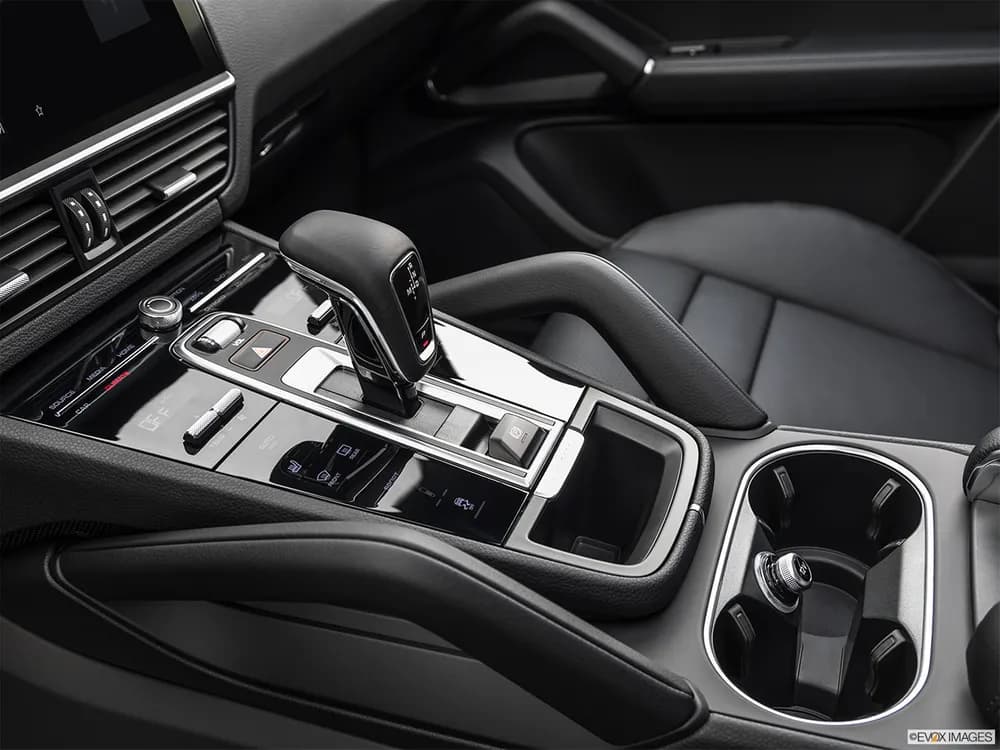 Porsche Cayenne 2023 GTS