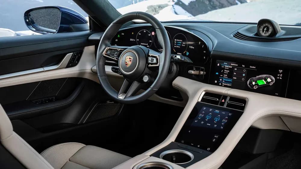 Porsche Taycan 2024 Base