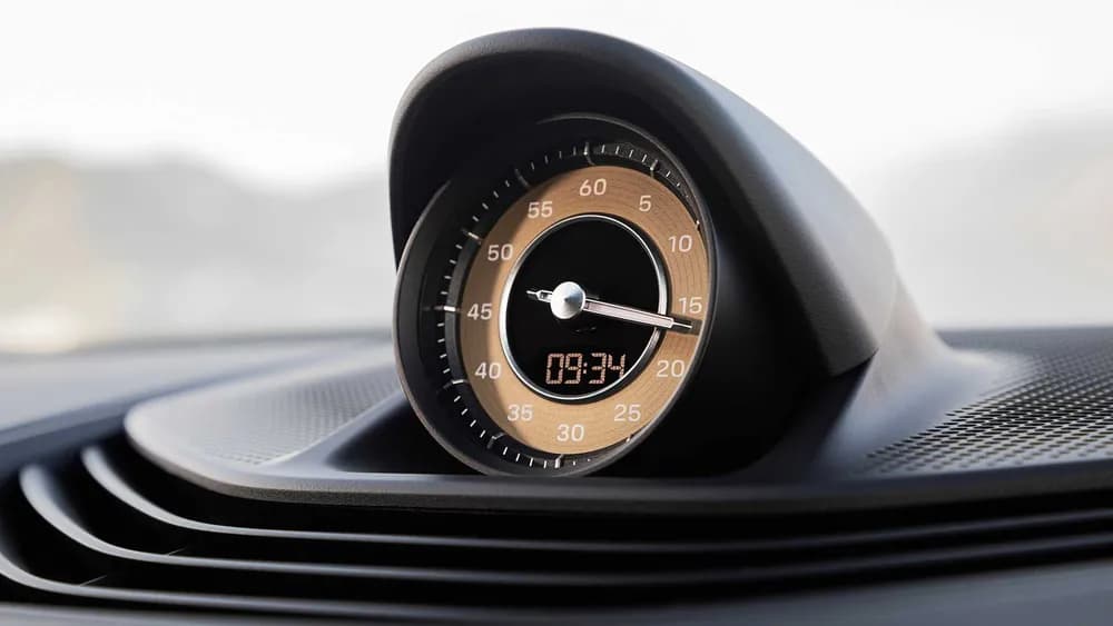 Porsche Taycan 2024 Base