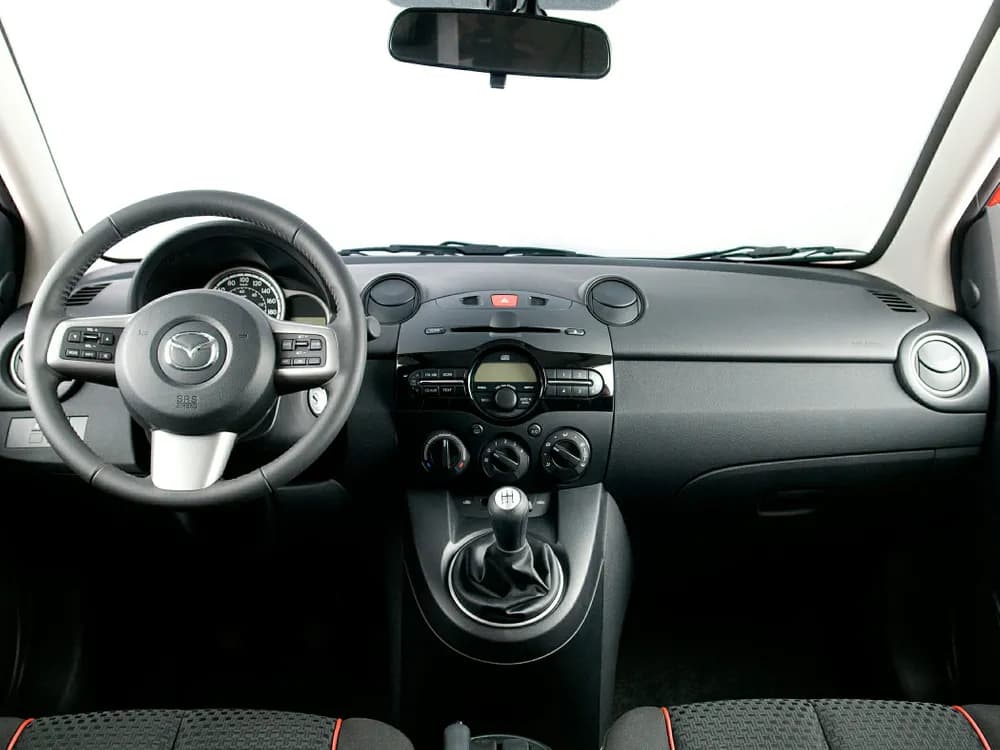 2 Hatchback