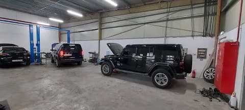 خدمات الإطارات والبطاريات وقطع الغيار مقدم من On Demand Auto Repair