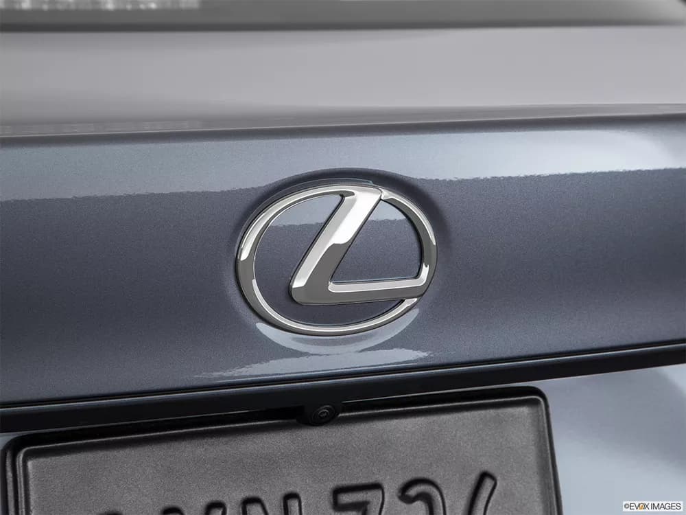 Lexus IS 2018 200t Premiere