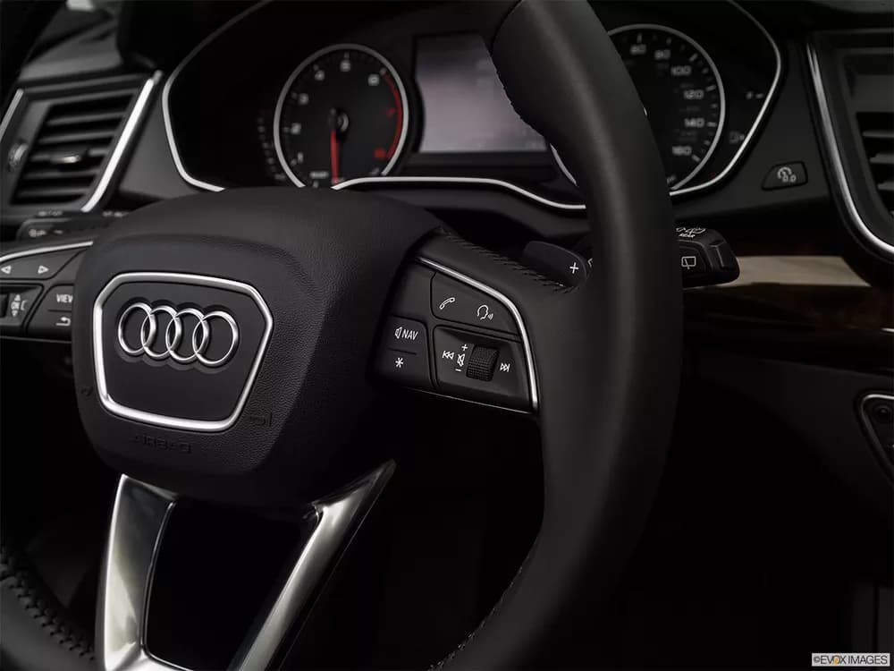 أودي كيو5 2018 2.0 TFSI Basic