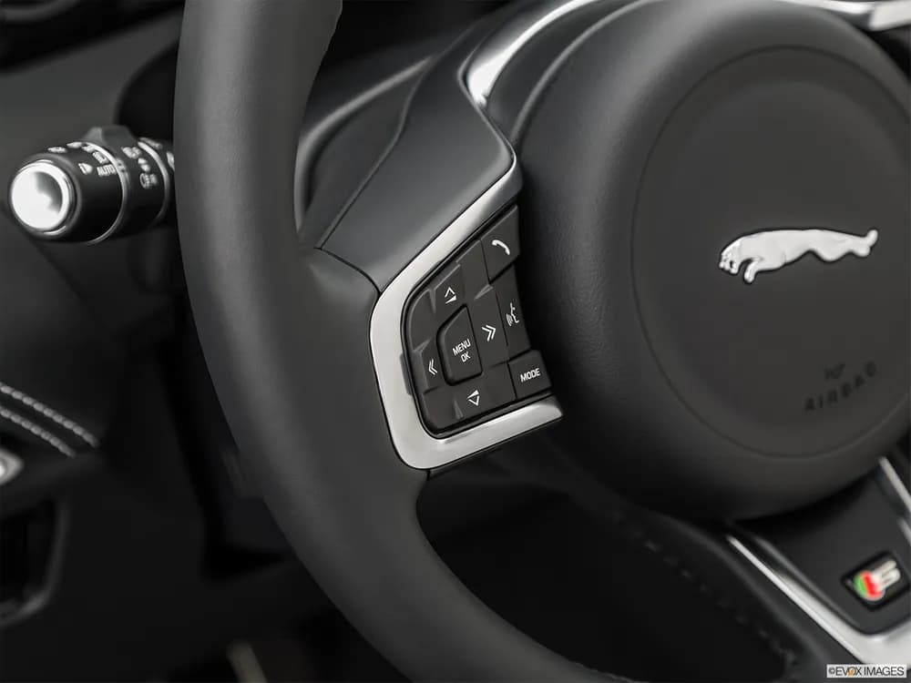 Jaguar F-Pace 2019 2.0T Pure (250 PS)
