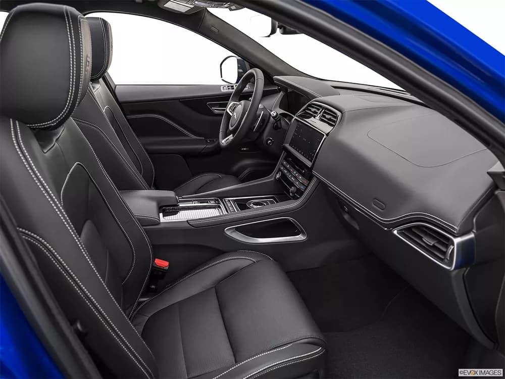 Jaguar F-Pace 2020 2.0T Pure (250 PS)