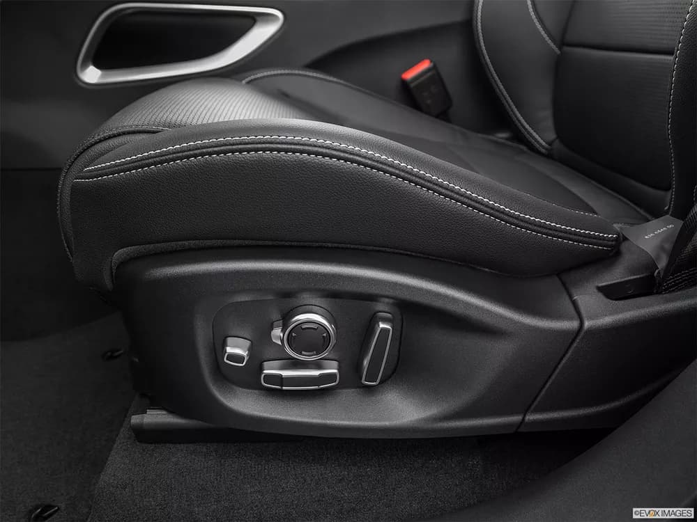 Jaguar F-Pace 2020 2.0T Pure (250 PS)