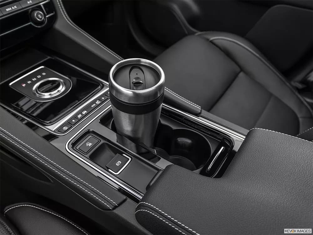 Jaguar F-Pace 2020 2.0T Pure (250 PS)
