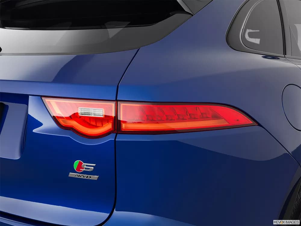 Jaguar F-Pace 2020 2.0T R-Sport (250 PS)