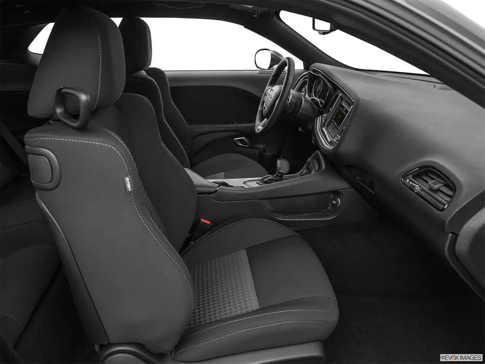 Dodge Challenger 2022 5.7L R/T Plus