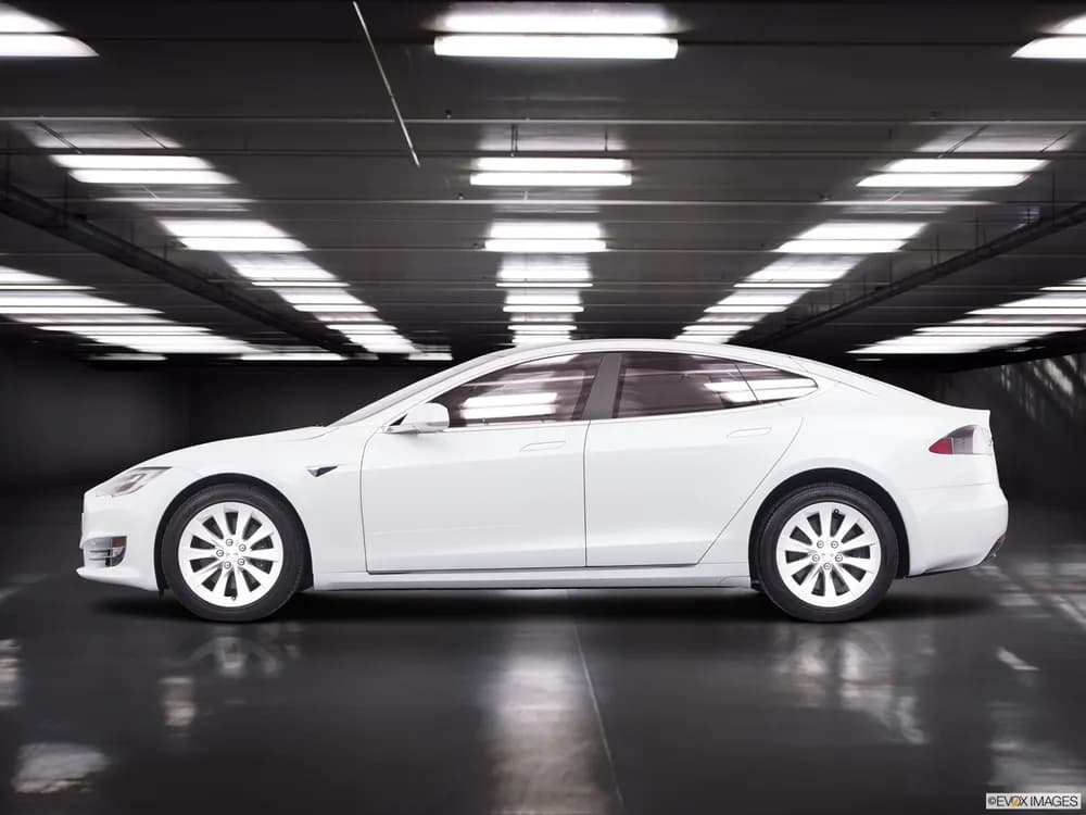 Long Range (AWD)