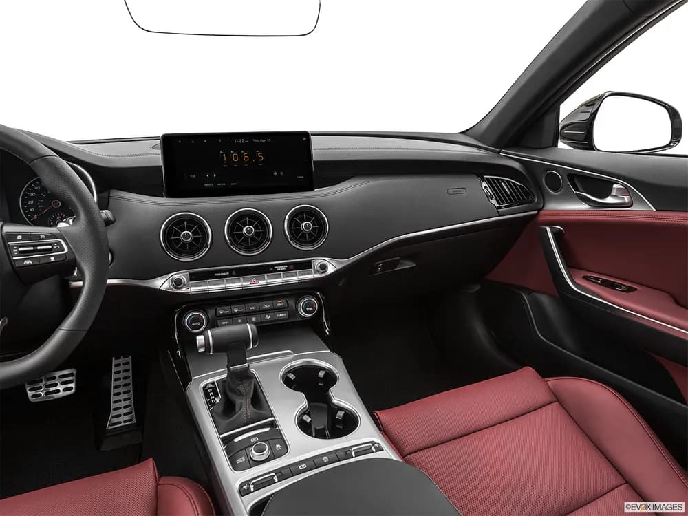 Kia Stinger 2022 2.0T (255 PS)