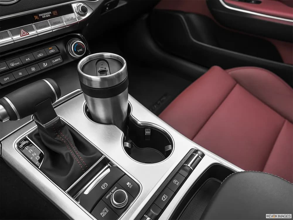 Kia Stinger 2022 2.0T (255 PS)