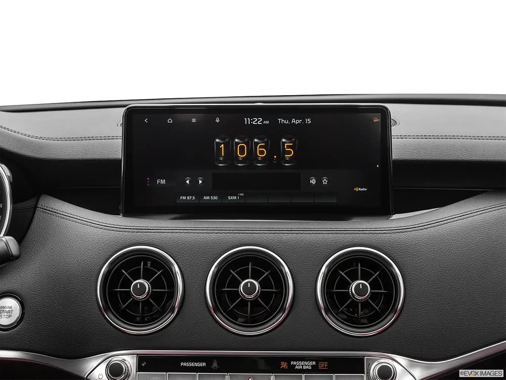 Kia Stinger 2022 2.0T (255 PS)