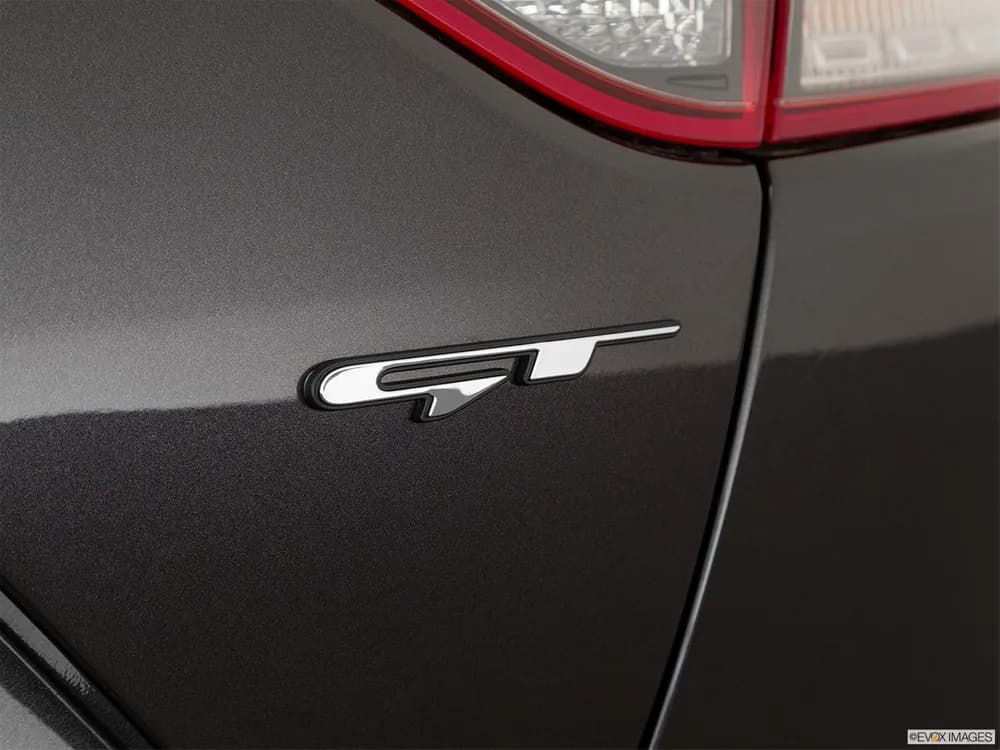 Kia Stinger 2022 2.0T (255 PS)