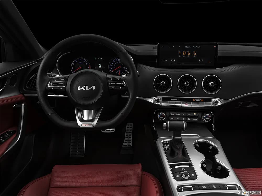 Kia Stinger 2022 2.0T (255 PS)