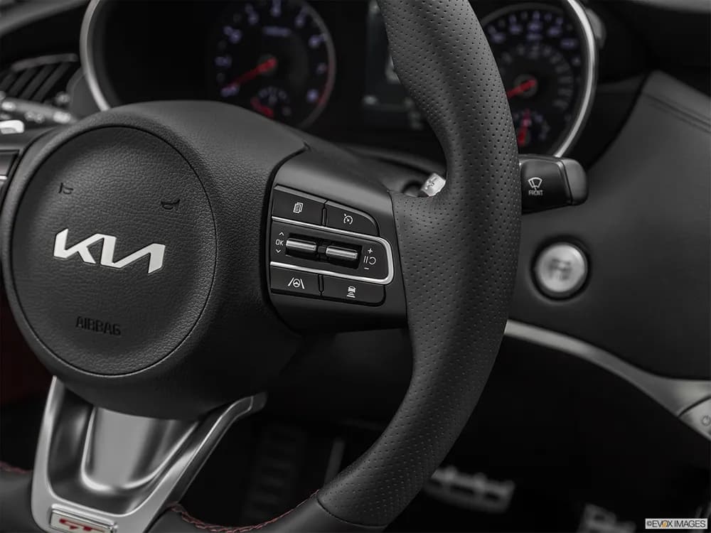 Kia Stinger 2022 2.0T (255 PS)