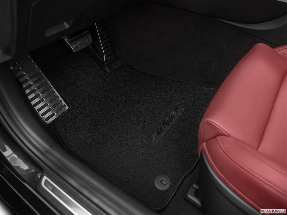 Kia Stinger 2022 2.0T (255 PS)
