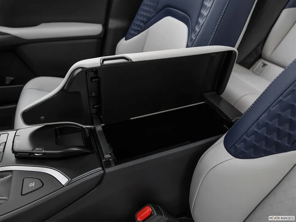 Lexus UX 200 2022 Premier