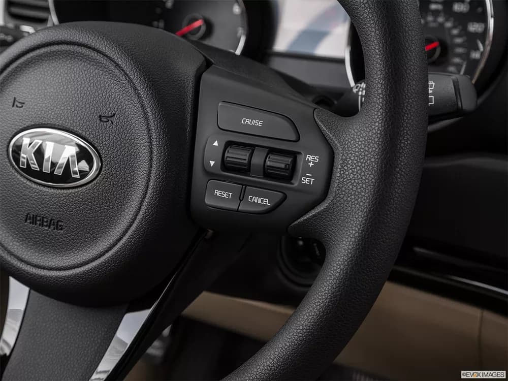 Kia Carnival 2018 3.3L Base
