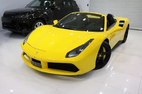 مستعملة فيراري 488 سبايدر 3.9T V8 Spider 2017 مستعملة فيراري 488 سبايدر 3.9T V8 Spider 2017 used_cars.forSale