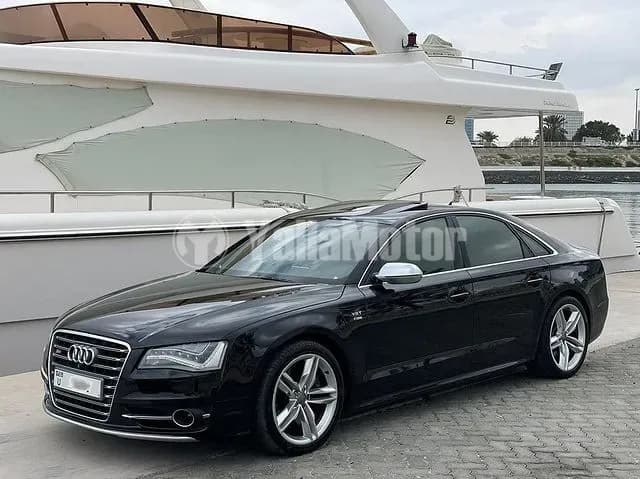 Used Audi S8 2014