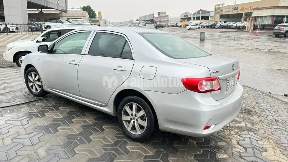 Used Toyota Corolla 2013