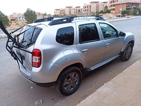 Used Renault Duster 1.6L Signature (4x2) 2017 Used Renault Duster 1.6L Signature (4x2) 2017 used_cars.forSale