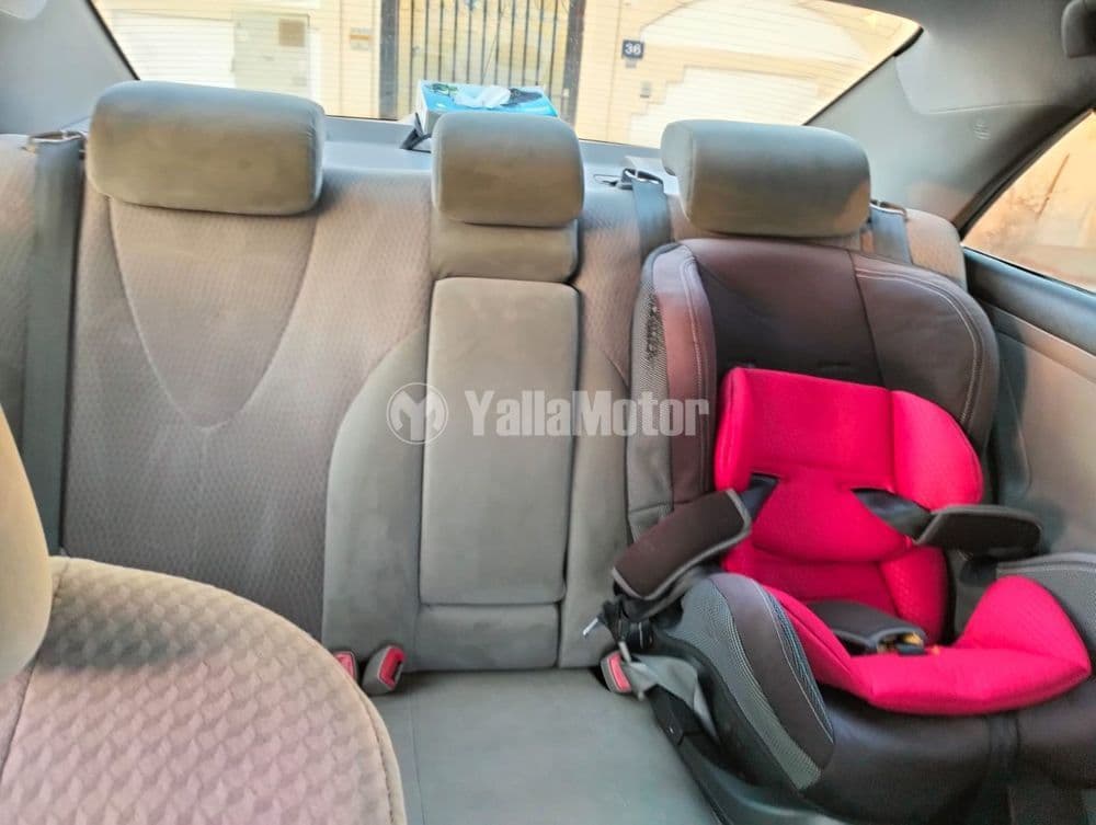 مستعملة تويوتا كامري 2.5L LE 178 HP 2010