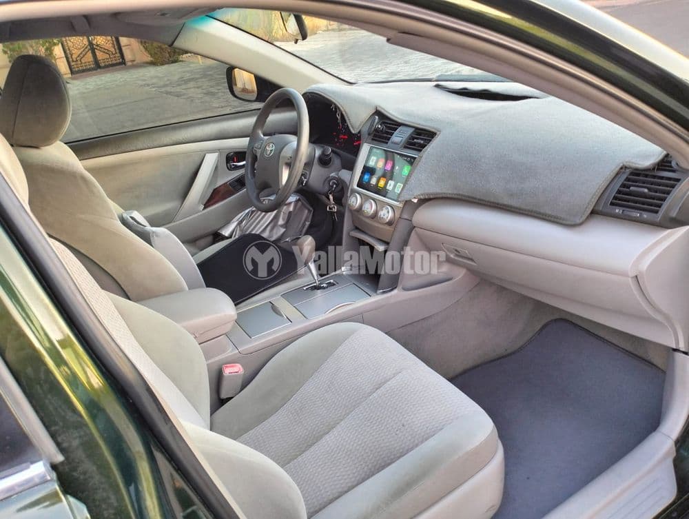 مستعملة تويوتا كامري 2.5L LE 178 HP 2010