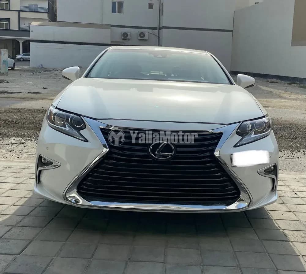 لكزس إي أس 350 4 door 3.5L 2017 مستعملة