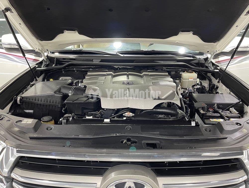 مستعملة تويوتا لاند كروزر 5.7L GXR 2020