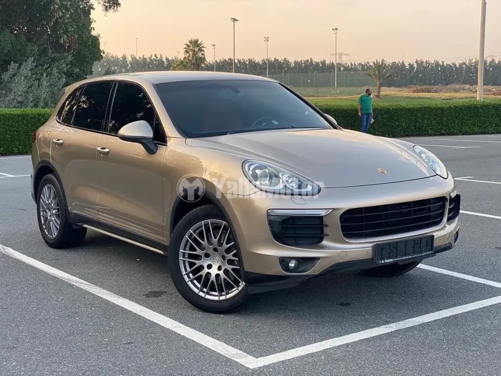 Used Porsche Cayenne Base 2016