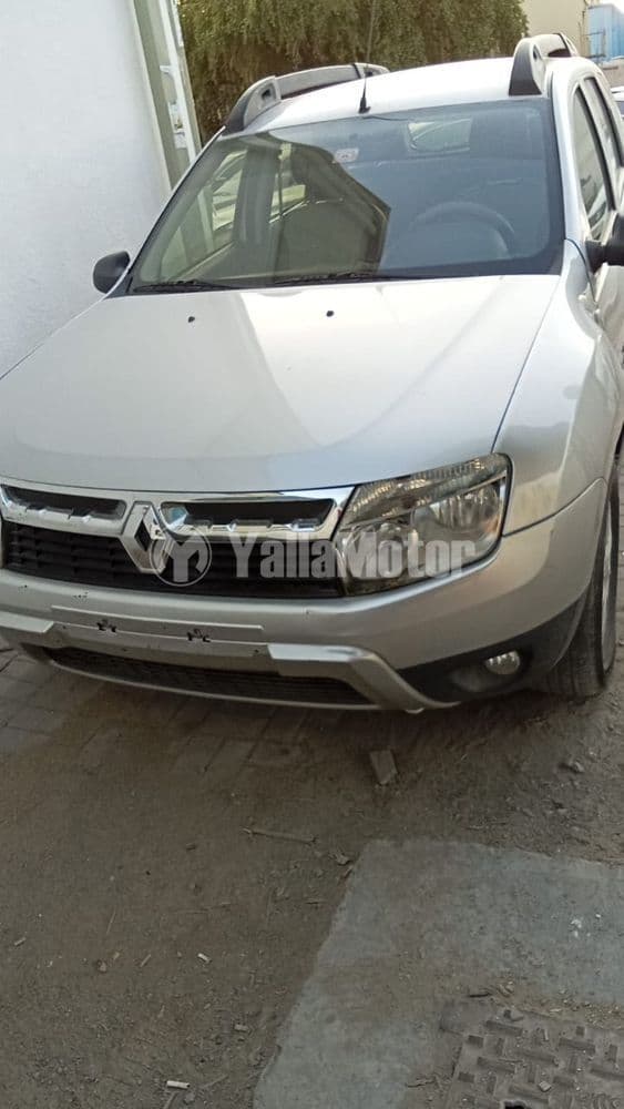 رينو دستر 2.0L 4WD 2015 مستعملة