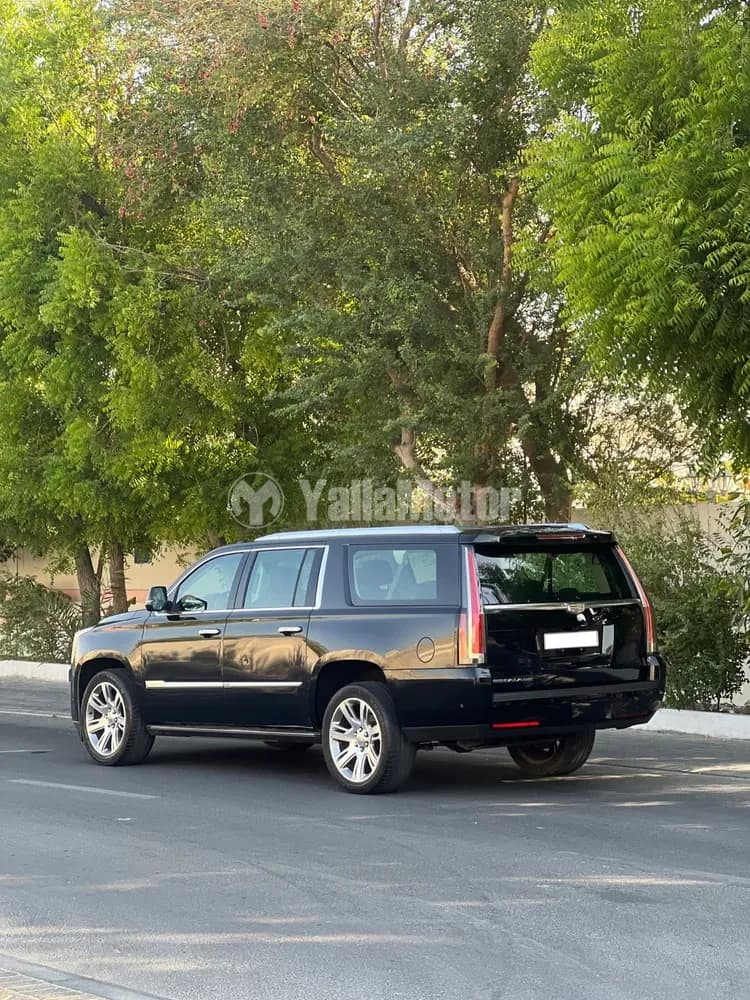 Used Cadillac ESCALADE ESV 6.2L 2017