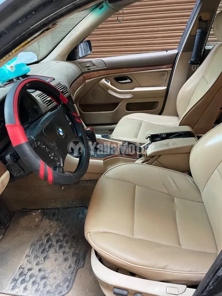 بي إم دبليو أم5 2002 مستعملة