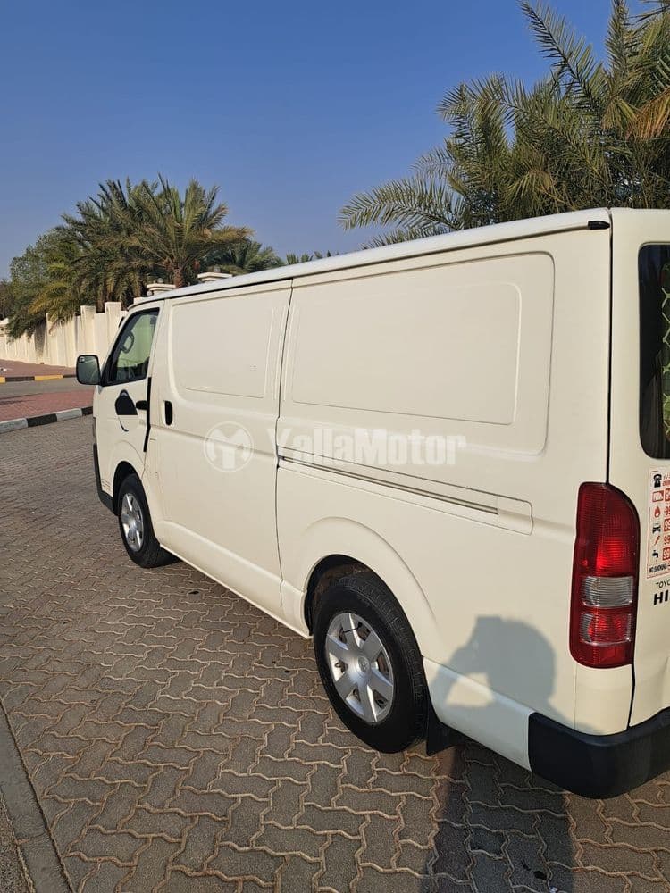تويوتا هايس 2.7L Panel Van 2018 مستعملة