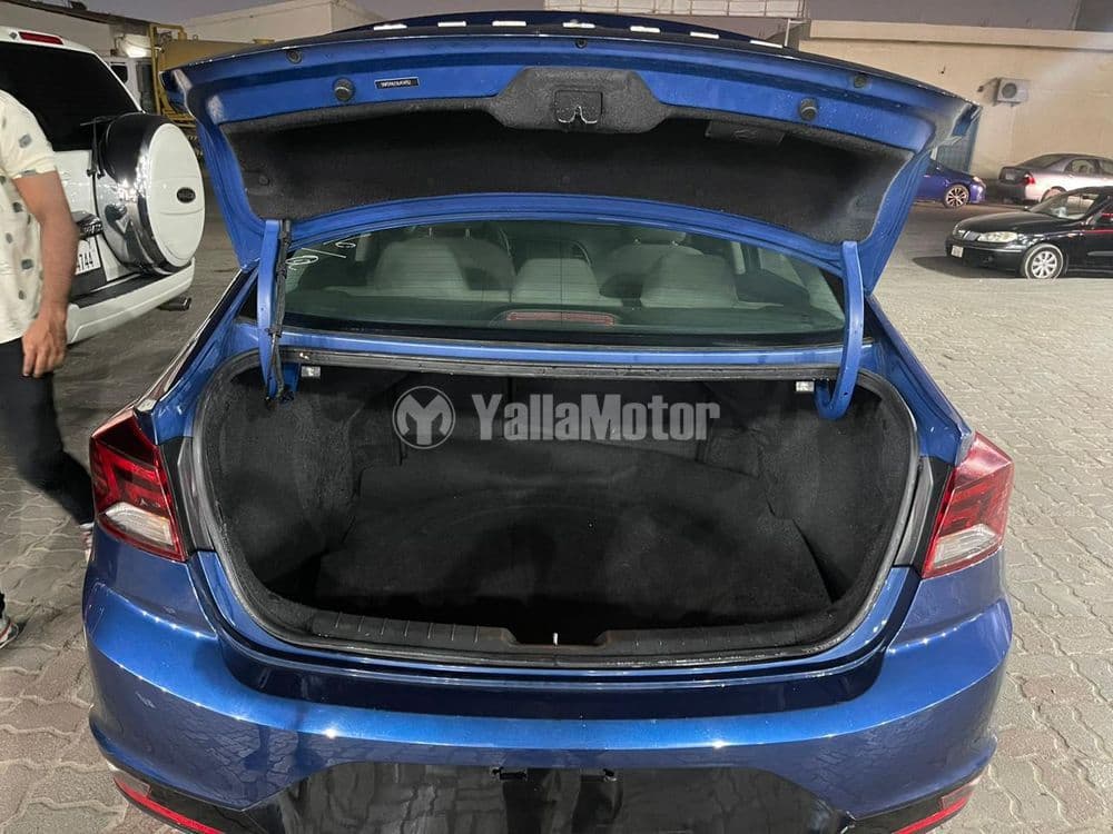 مستعملة هيونداي إلانترا 2.0L GLS 2020